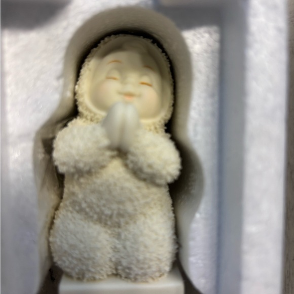 Snowbabies Cream Praying Child Figurine - Picture 2 of 9
